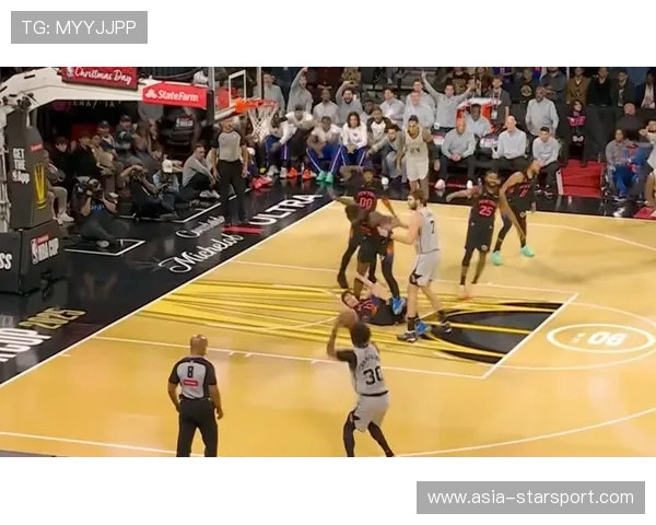 马刺主帅神级调整！2-3联防三分钟逼出四失误，一波流收比赛，马刺队最新