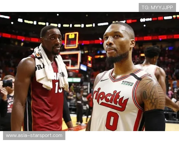 热火阿德巴约20+9，攻防两端都稳